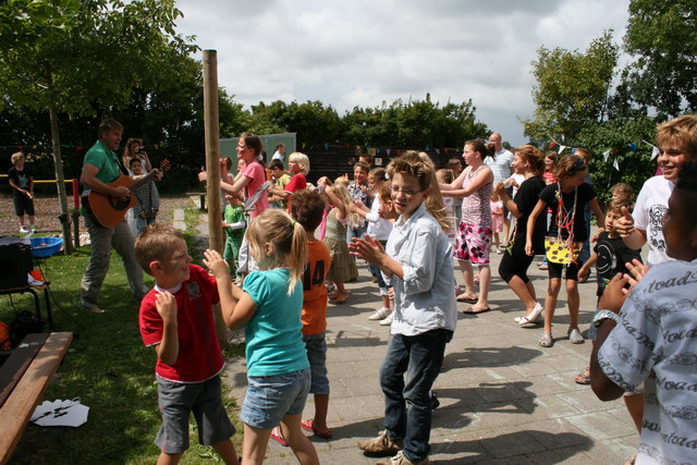 gal/2009/2009 Basisschule in Ellemeet  Zeeland 18.07/2009 Urlaub OnsBuiten 17.07.-07.08. 074.jpg